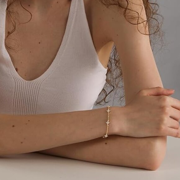 Neiman Marcus 14K Gold Plated Clover CZ Bracelet - Picture 2 of 6